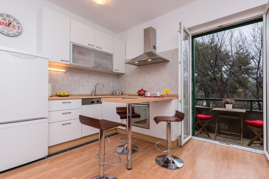Near Old Town - Free Parking Apartment Zadar Bagian luar foto